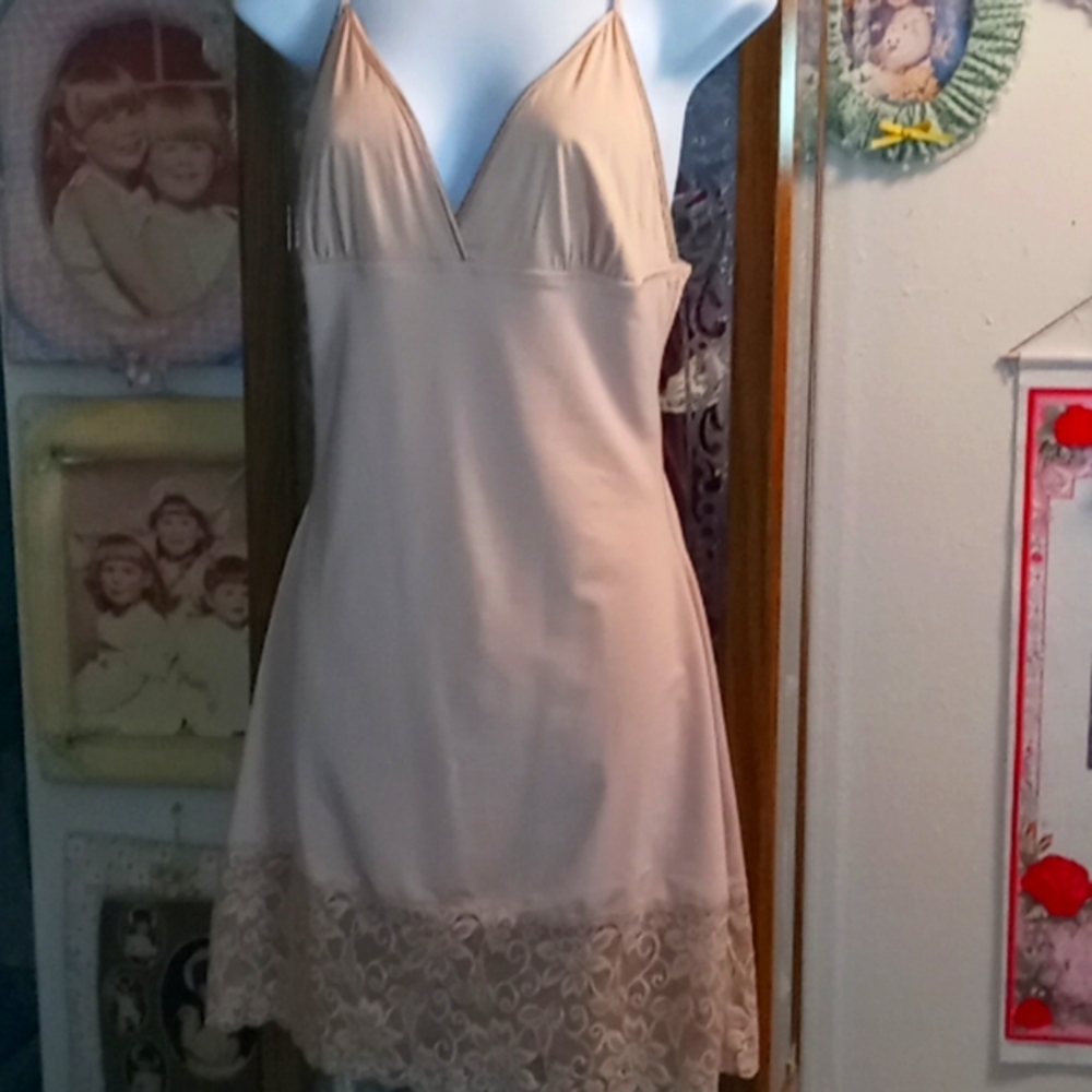 Like New, Sexy & Silky, Yummie Tummie, Slip/Shapewear💥💥💥🦋💕💕💕💕💕💥🦋